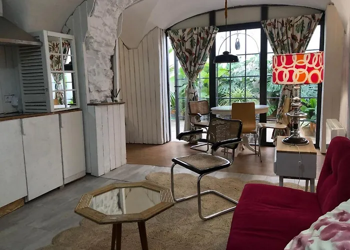 Daire Tukasa Vintage Caces