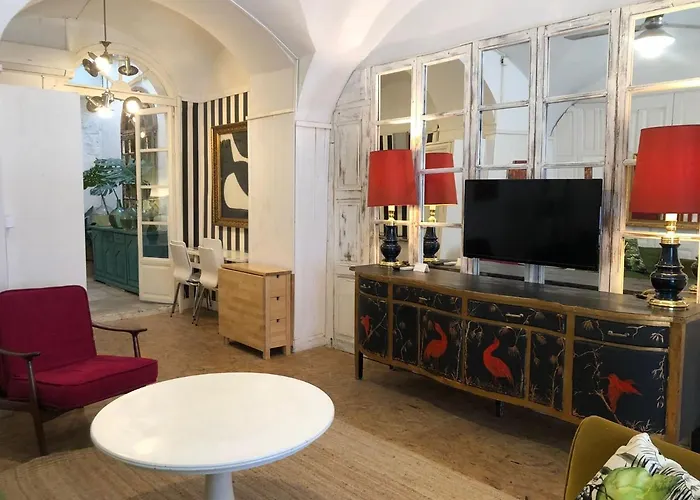 Tukasa Vintage Caces